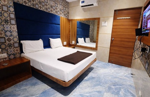 Vasai Hotel | Shiv Sai Residency Lodging & Boarding