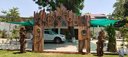 Faizabad Other | Shobhayan inn, pickup free, pet friendly
