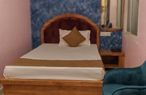 Varanasi Hotel | Shree Mangalam Residency