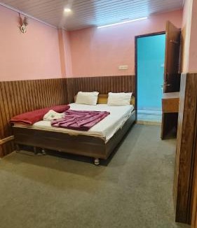 Darjeeling Hotel | Shree Ram Palace