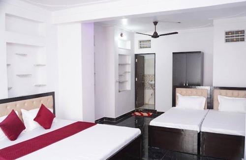 Udaipur City Centre Hotel | Shri daulat villas hotel