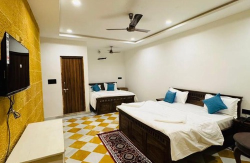 Amar Sagar Pol Bed & Breakfast | silent sand Jaisalmer