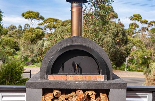 Carrickalinga House | Silvers Anchor - 2 Bennett Street