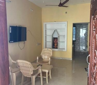 Tiruchendur House | Singaravel Home Stay