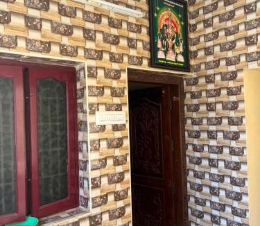 Tiruchendur House | Singaravel Home Stay