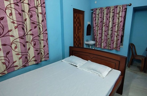 Thakurpukur Hotel | Singh Guest House