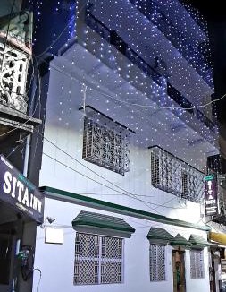 Varanasi Bed & Breakfast | Sita Inn Home Stay Away From Home By Hotel Sita Varanasi