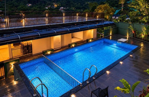Anachal Hotel | Sky Dale Pool Resort Munnar
