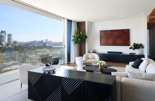 Darlinghurst Apartment | Sky Loft