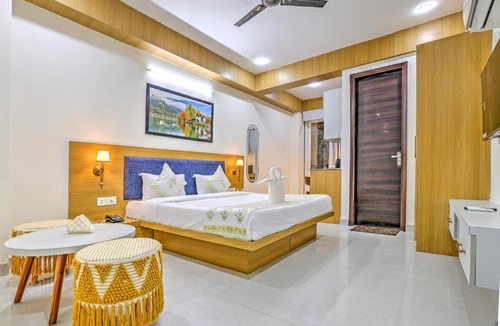 Gurugram Hotel | Sky Luxuria Hotel Apartment Medanta Medicity