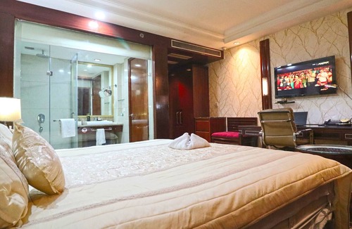 Old Gurgaon Hotel | Skycity Hotel