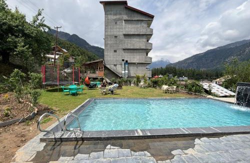 Manali Resort | Smugglers Resort #Mountainview #Swimmingpool #AC #Playingzone