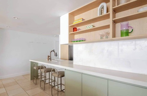 Vaucluse Apartment | Solaris - Oceanfront location with clifftop views