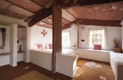 Jaipur District House | Solitude in a Natural Home amidst the Aravali Hills