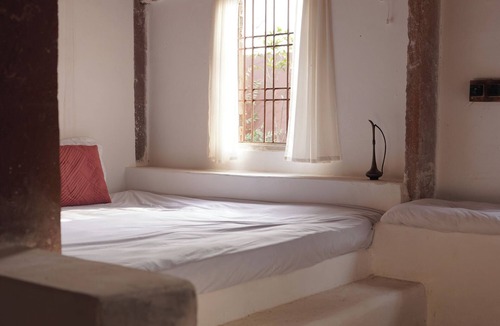 Jaipur District House | Solitude in a Natural Home amidst the Aravali Hills