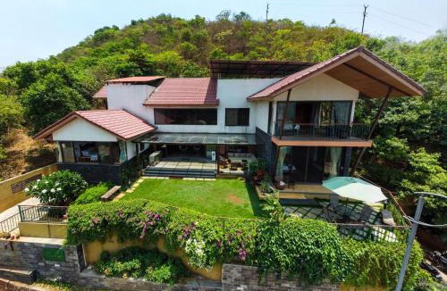 Lavasa Villa | Soul Tree Villa 50 Super Luxury Villa with heated plunge pool and jacuzzi