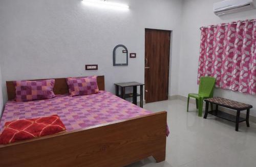 Hazarduari Hotel | south indian food & lodge