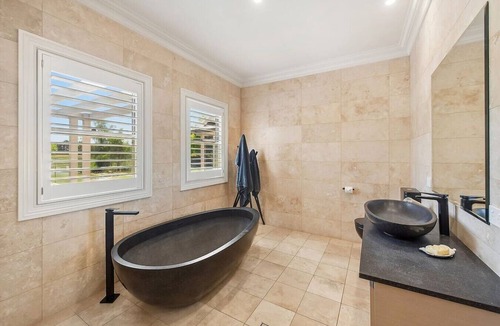 Sutton Forest House | “Southern Highlands Estate”, Private Rural Oasis.
