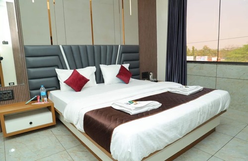 Jath Hotel | SP24 Restaurant and Lodge