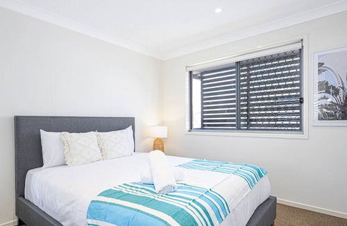 Cobbitty House | Spacious 4 Br Modern house WiFi & Parking