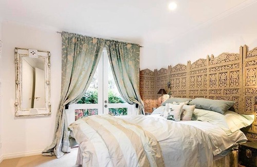 Hawthorn House | Spacious Light Filled 2 Storey Cottage in Hawthorn