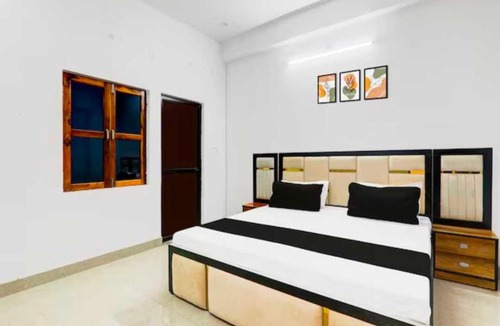 Bara Banki Hotel | SPOT ON by OYO Hotel Aarya Inn