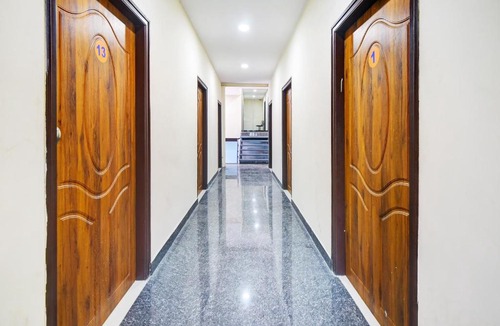 Narasapura Hotel | SPOT ON VN Boarding And Lodging