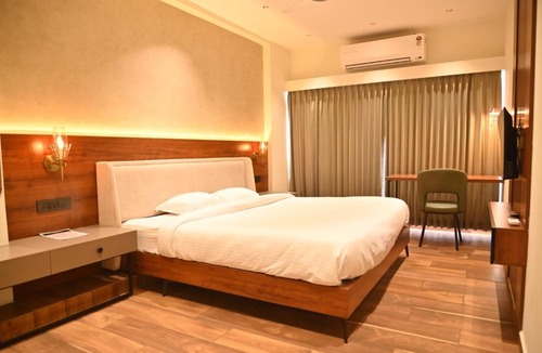 Ottapalam Hotel | SREELAKSHMI Residency