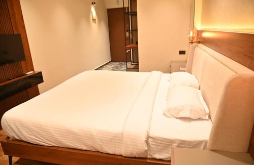 Ottapalam Hotel | SREELAKSHMI Residency