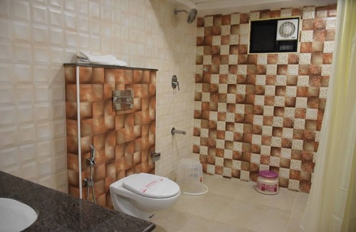 Palayankottai Hotel | Sri Ram Grand Inn