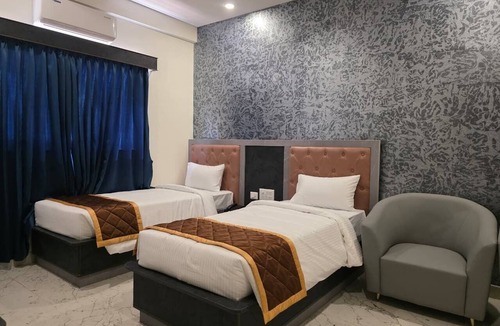 Kanakapura Hotel | SRS Hotel Manor