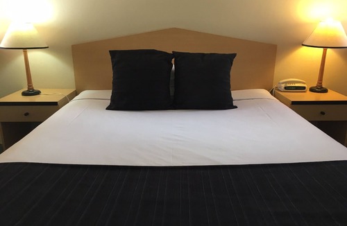 St Marys Hotel | St. Marys Park View Motel