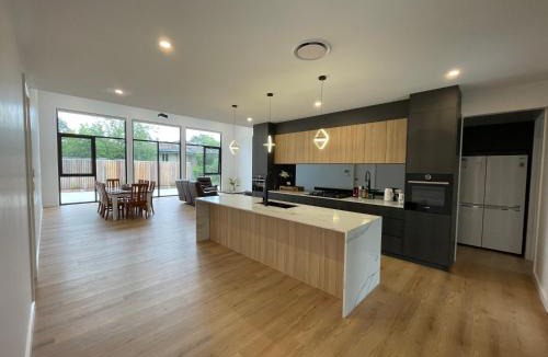 Macquarie Villa | Star in Macquarie