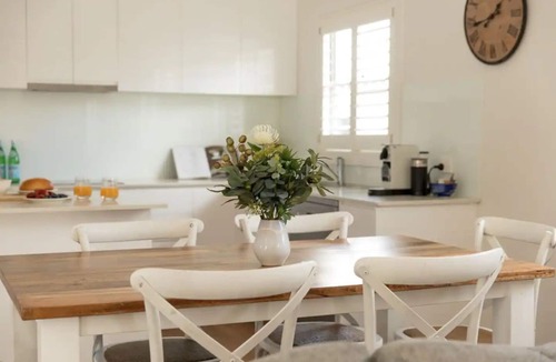 Umina Beach House | Stay, Work & Unwind | Beachfront Access Umina Beach
