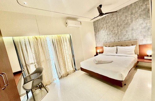 Kharadi Hotel | StayBird - Azure Suites Business Hotel
