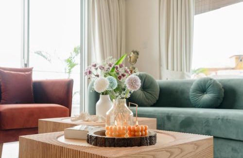 Caranzalem Villa | Staymaster Flabris - 4BHK Luxury Ocean View Penthouse Apartment in Miramar, Panjim