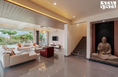 Igatpuri Villa | StayVista at Majestic Whispers with Rooftop Pool