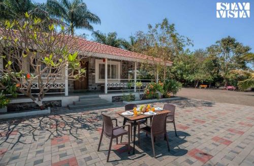 Kopargaon Villa | StayVista at Native Place with Machan, Pool and Bonfire