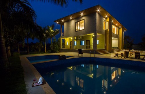 Vada Villa | StayVista at Shubmann Villa with Pvt Pool & River View