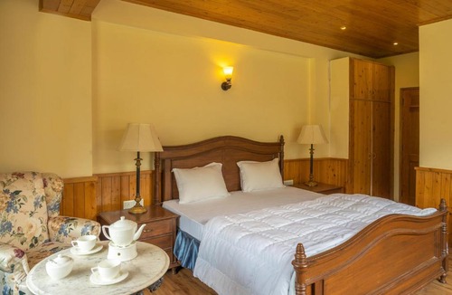 Manali Villa | StayVista at The Brook