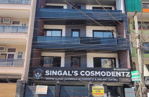 Gurugram House | Steam and pool with entire Roof top best to relax