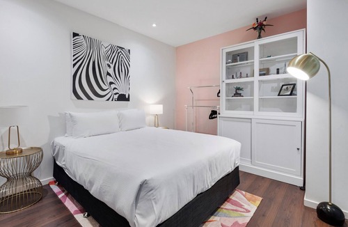 Windsor Apartment | Steps from Chapel St, Charming Windsor 2-bed Home