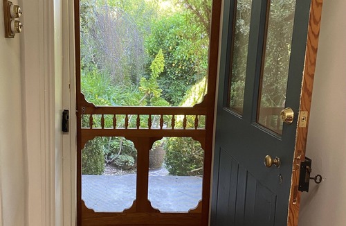 Stirling House | Stirling Cottage
