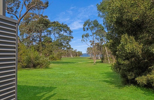 Forge Creek House | Stormbird - Waterfront Retreat: Secluded lodges perfect for nature lovers