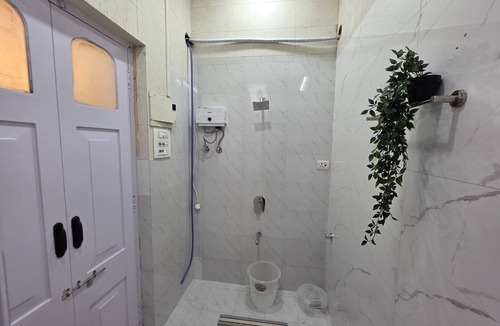 Malabar Hill Apartment | Studio Apartment 102 In Malabar Hill By Florastay