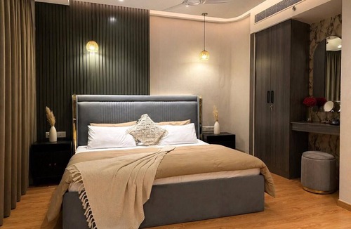 Gurugram Apartment | Studio Apartment beautiful Gurugram with AC and fitness room
