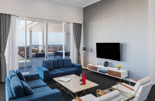 Bondi Junction Apartment | Stunning 3-Bedroom Penthouse Suite Near Bondi Beach Sydney