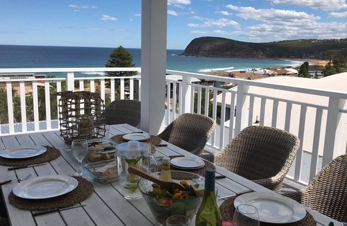 Copacabana House | Stunning house, breathtaking beach & ocean views, 3 min walk beach, cafes, parks