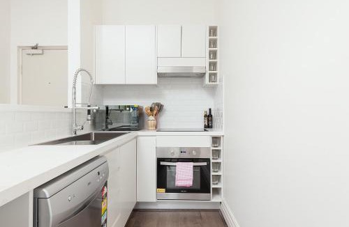 Millers Point Apartment | STUNNING SYDNEY HOME 8
