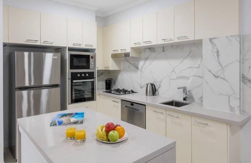 Bondi Junction Apartment | Stylish 2-Bedroom Suite Near Bondi Beach Sydney